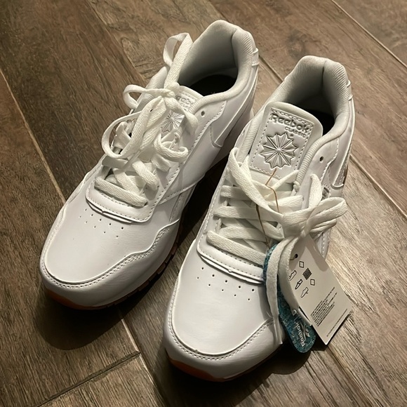 Reebok Shoes - Reebok classic trainers, gym shoes, white, leather, sneakers, platform, active